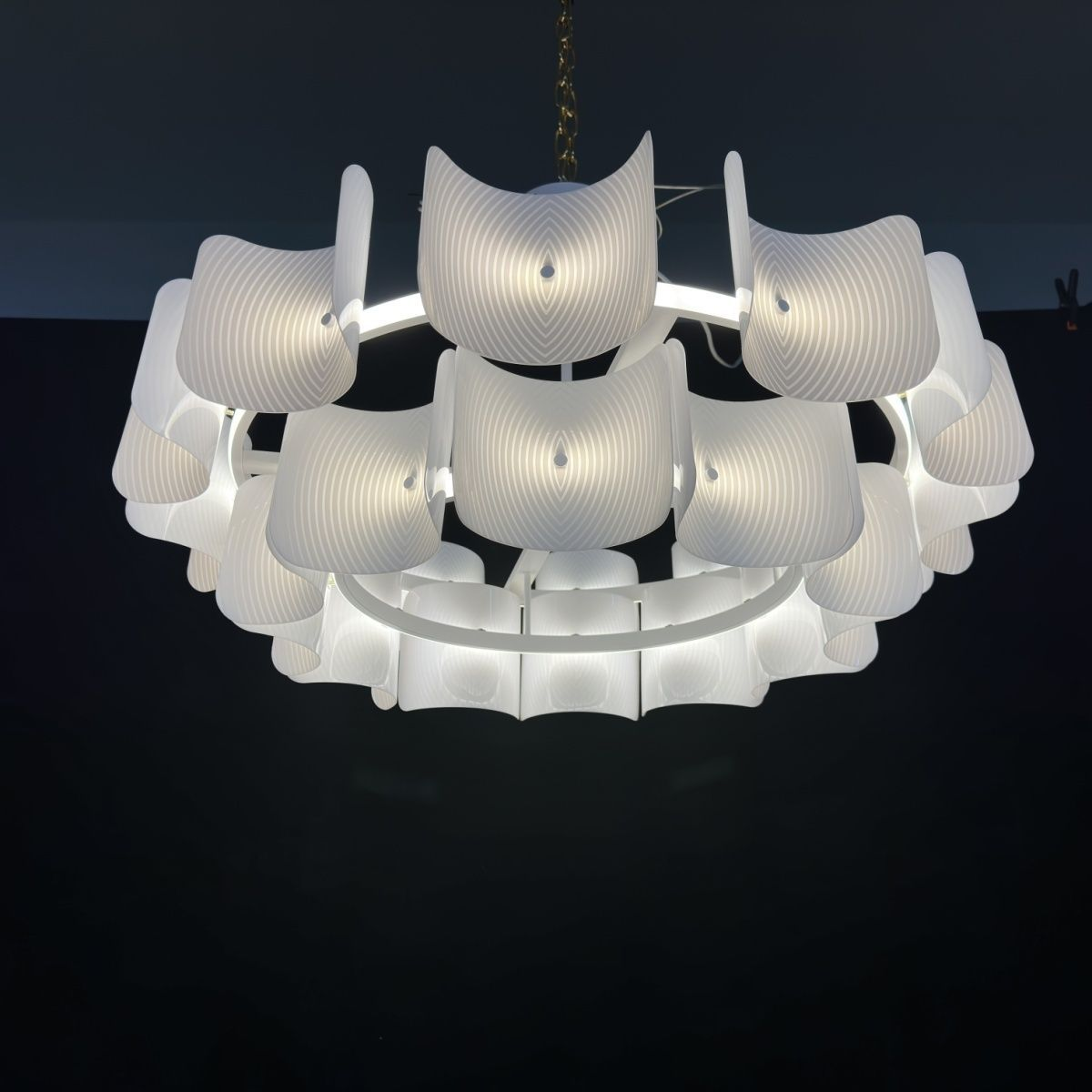 French-style light luxury cream chandelier